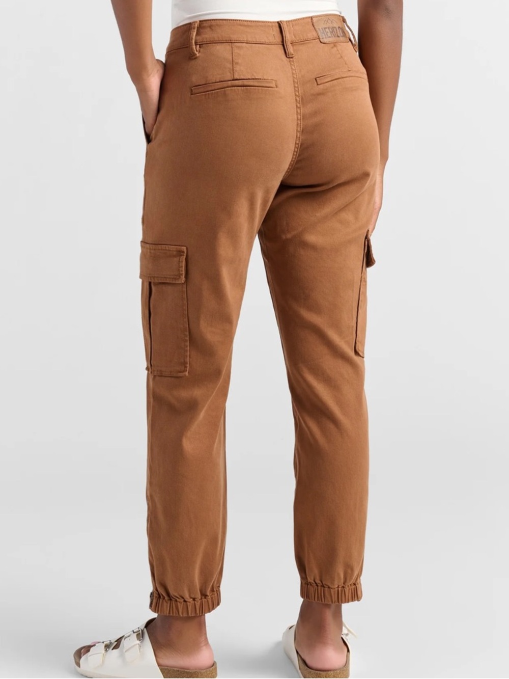 Women's Herizon Niki Cargo Jogger Pants - Picture 3 of 8